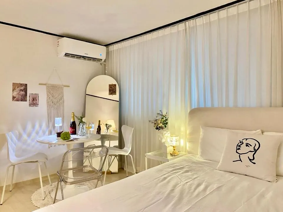 Choi Stay In Sinsa Apgujeong Kang-Nam K-Star Rode Soul